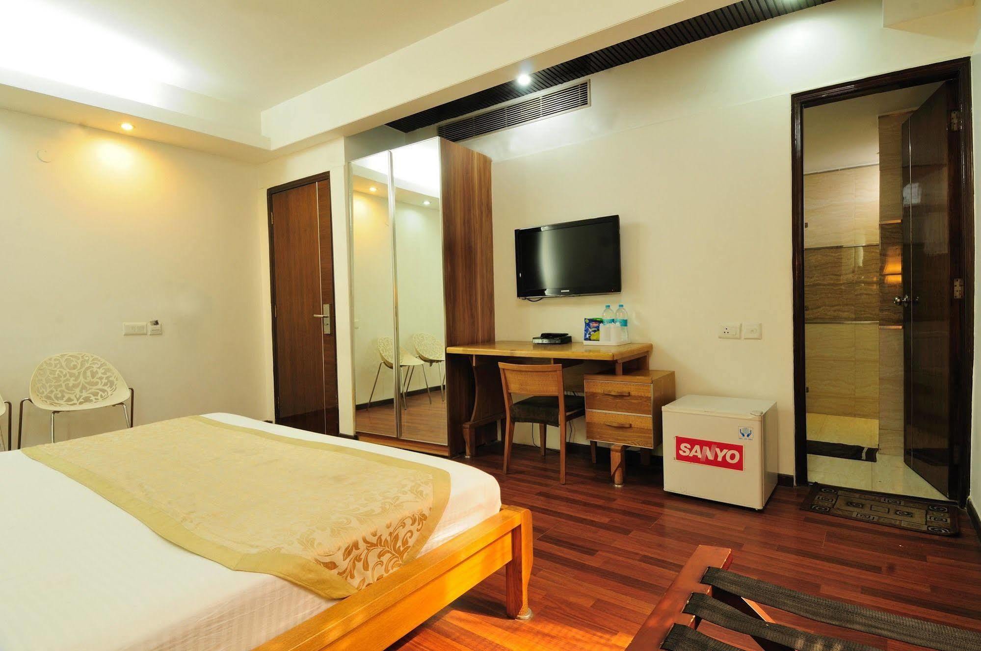 Sisley The Boutique Hotel Nueva Delhi Exterior foto